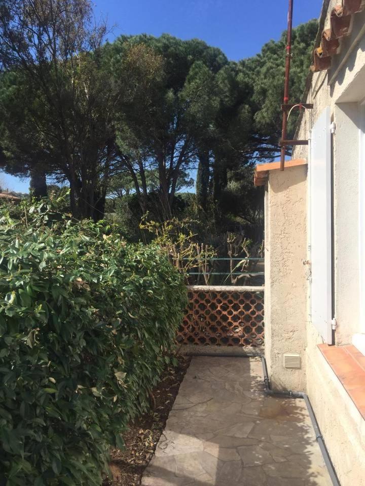 Charmante Petite Maison A L'Entree De Saint Tropez Exterior photo