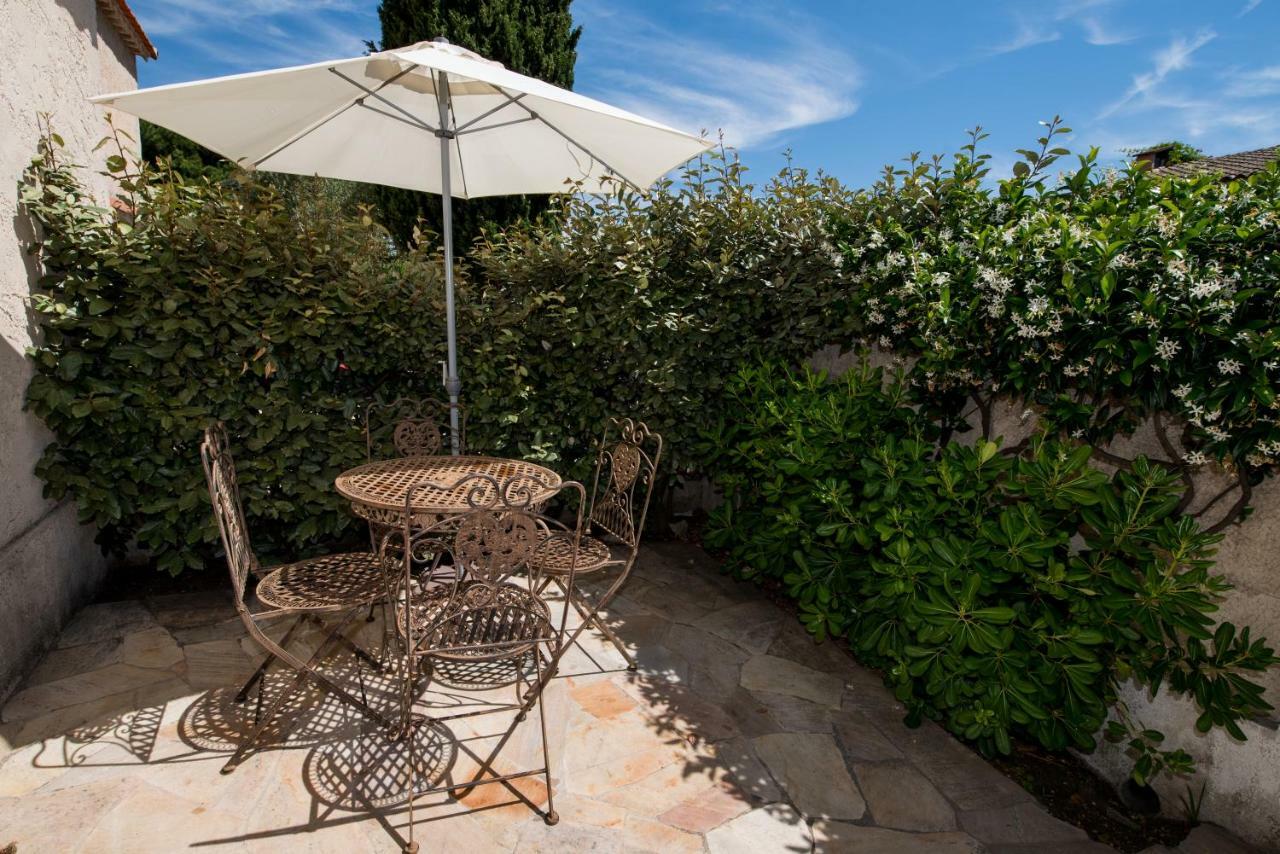 Charmante Petite Maison A L'Entree De Saint Tropez Exterior photo